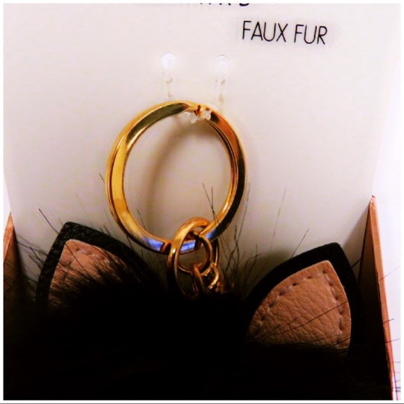 LC Lauren Conrad Cat Faux Fur Pom Pom Keychain NWT - Picture 4 of 5